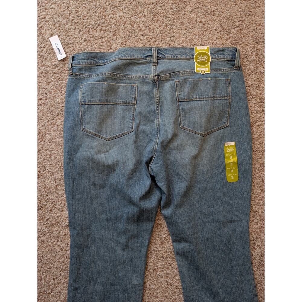 OLD NAVY Woman's Jeans/Pants SWEETHEART, size 18; SHORT/PETITE, Bootcut, NWT - Picture 3 of 13